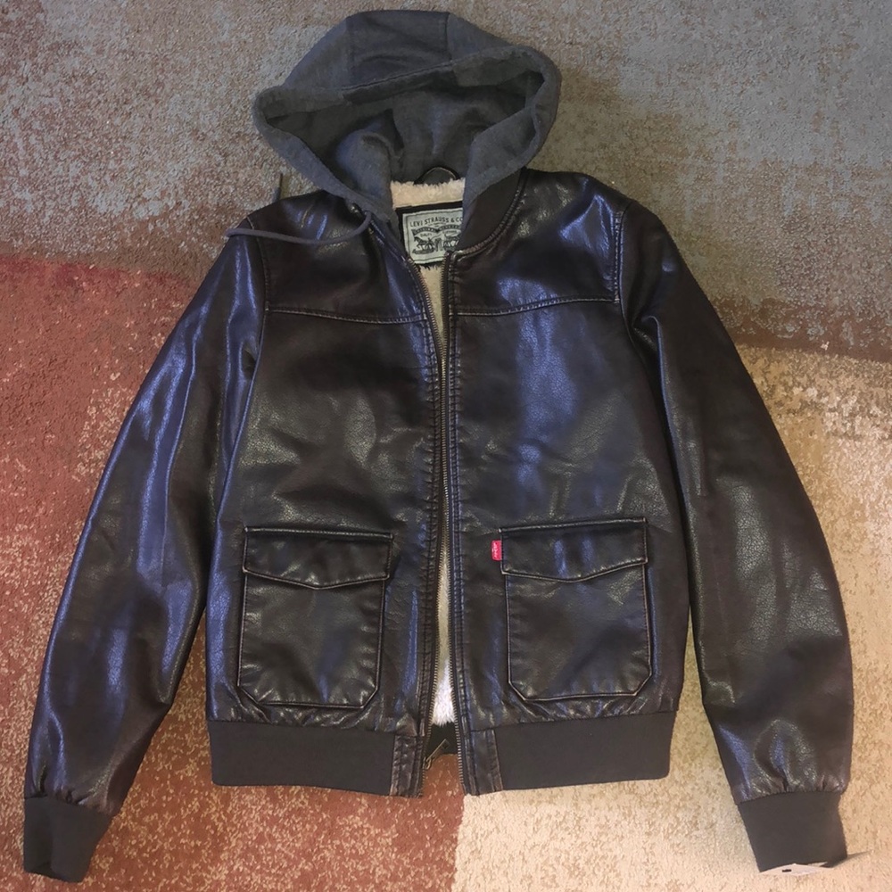 Levi’s jacket. - Picture 2 of 13